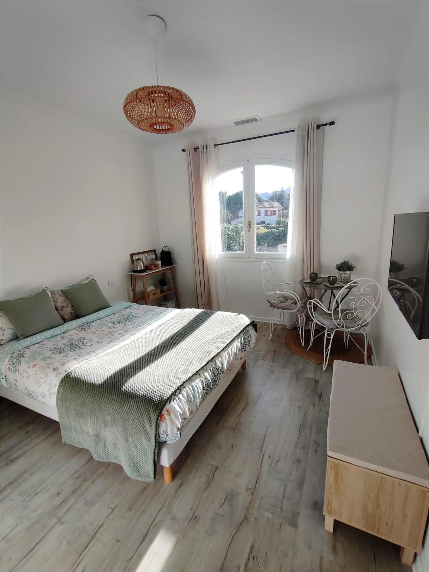 Chambre Climatisee Entre Mer Et Montagne, Avec Sdb Et Wc Privatifs Laroque-des-Albères 외부 사진